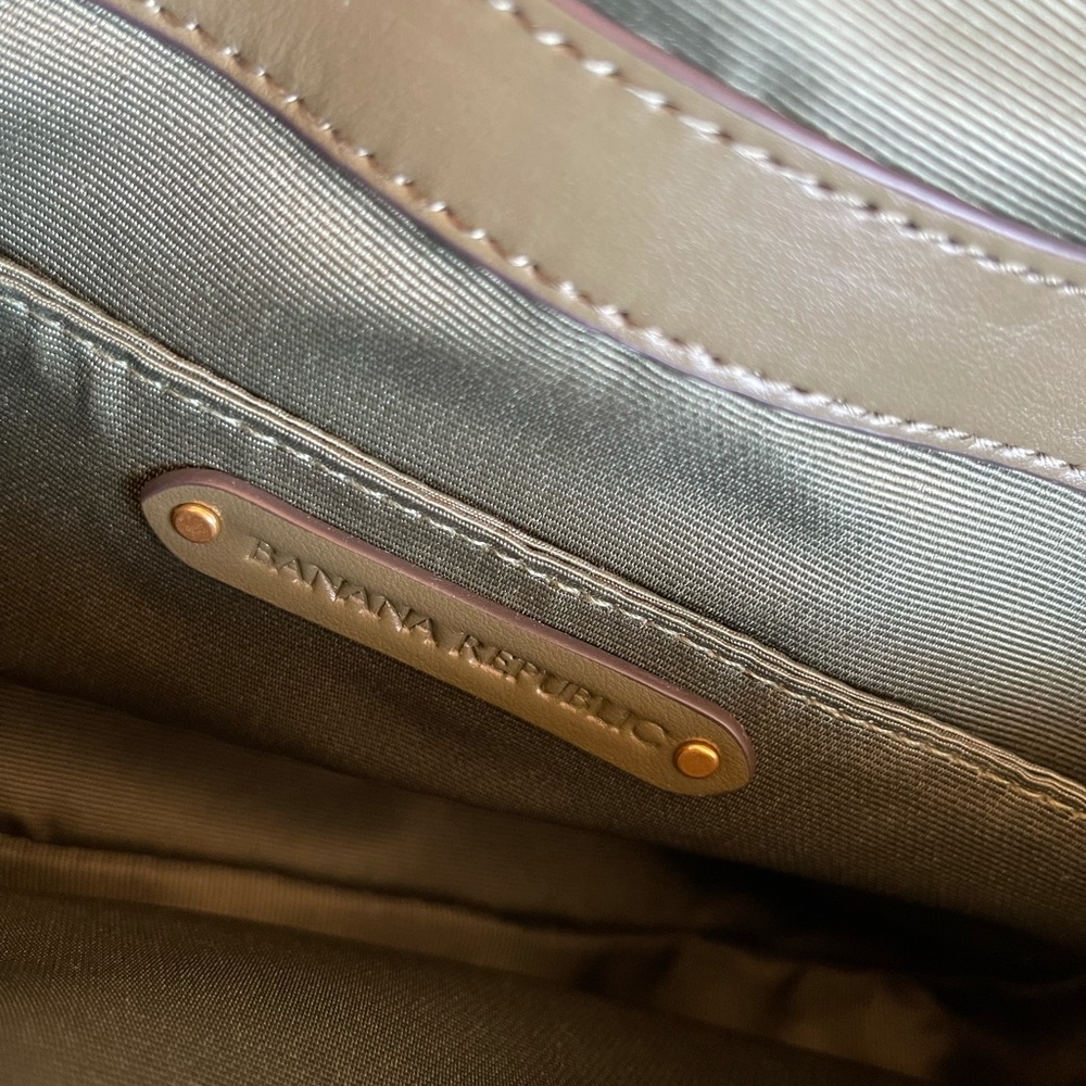 NWT Banana Republic Leather purse - Picture 5 of 6